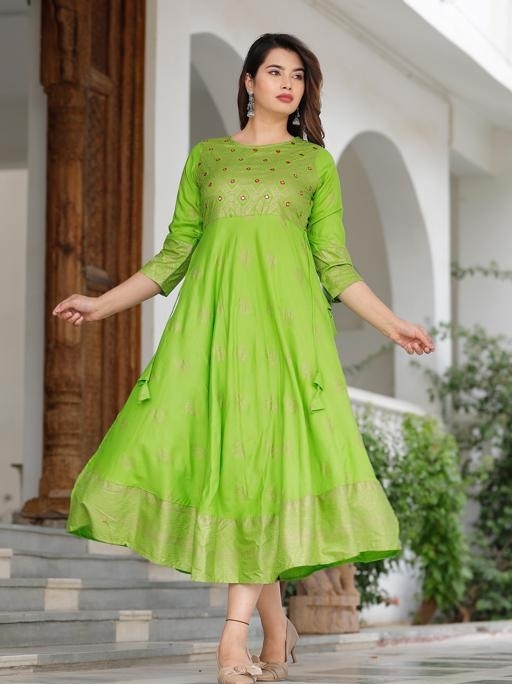 Designer-Kurti