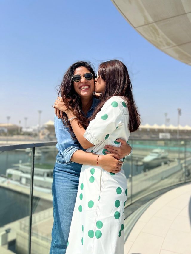 Mrunal Thakur is seen with her best friend and giving her a sweet kiss ...
