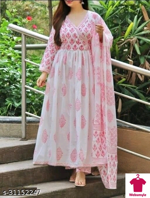Chitrarekha Attractive Women Kurta Sets