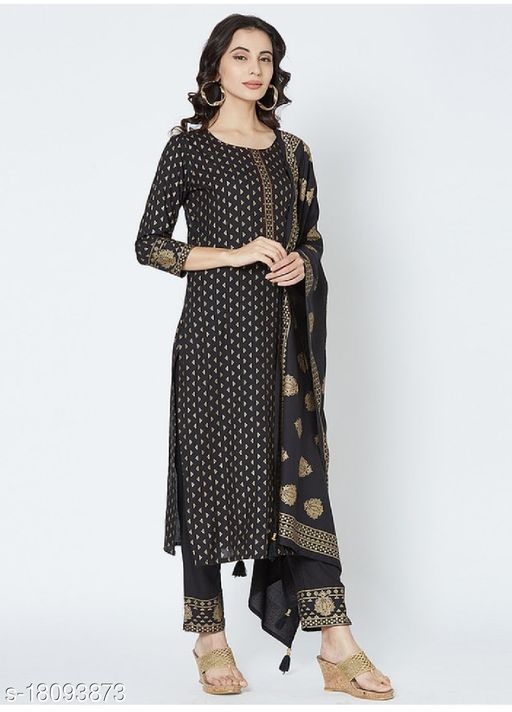 l Women Kurta Sets