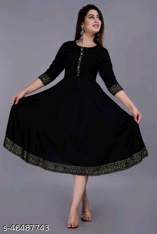 Aakarsha Pretty Kurtis